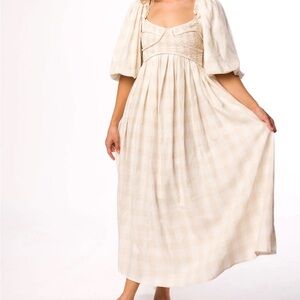 Elegant Cream Midi Dress